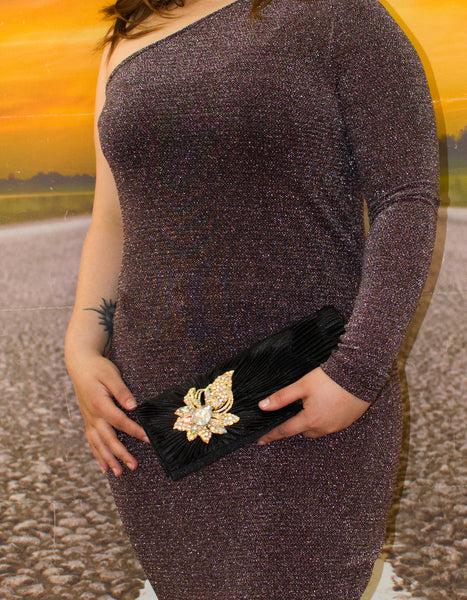 Fino T882 Elegant & Fancy Womenβs Satin Clutch Bag with Chain