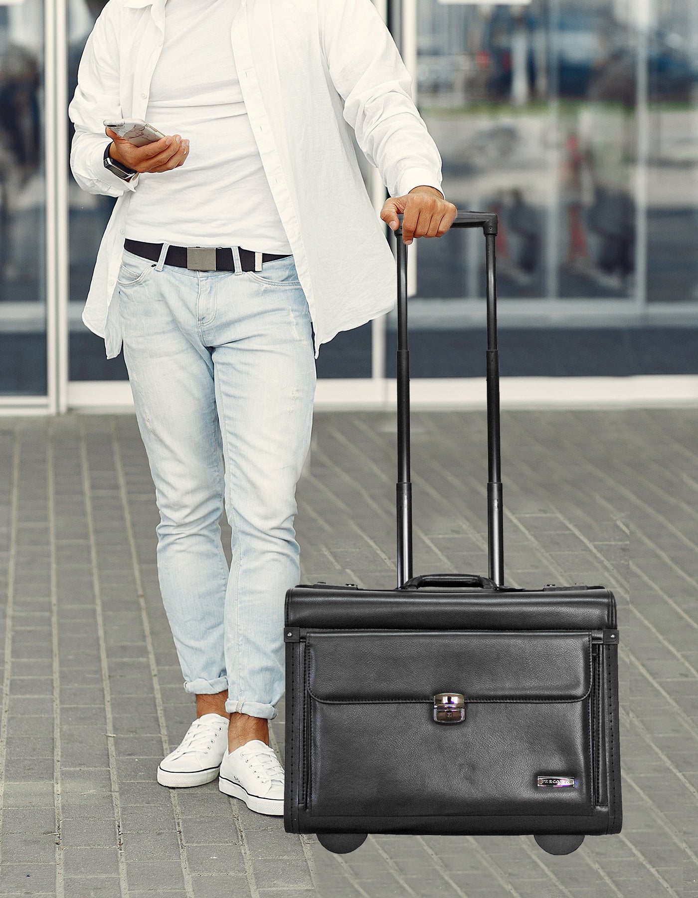 Fino 9216-AB003F Bonded Leather 17" Laptop Pilot Trolley Case On 2 Wheels