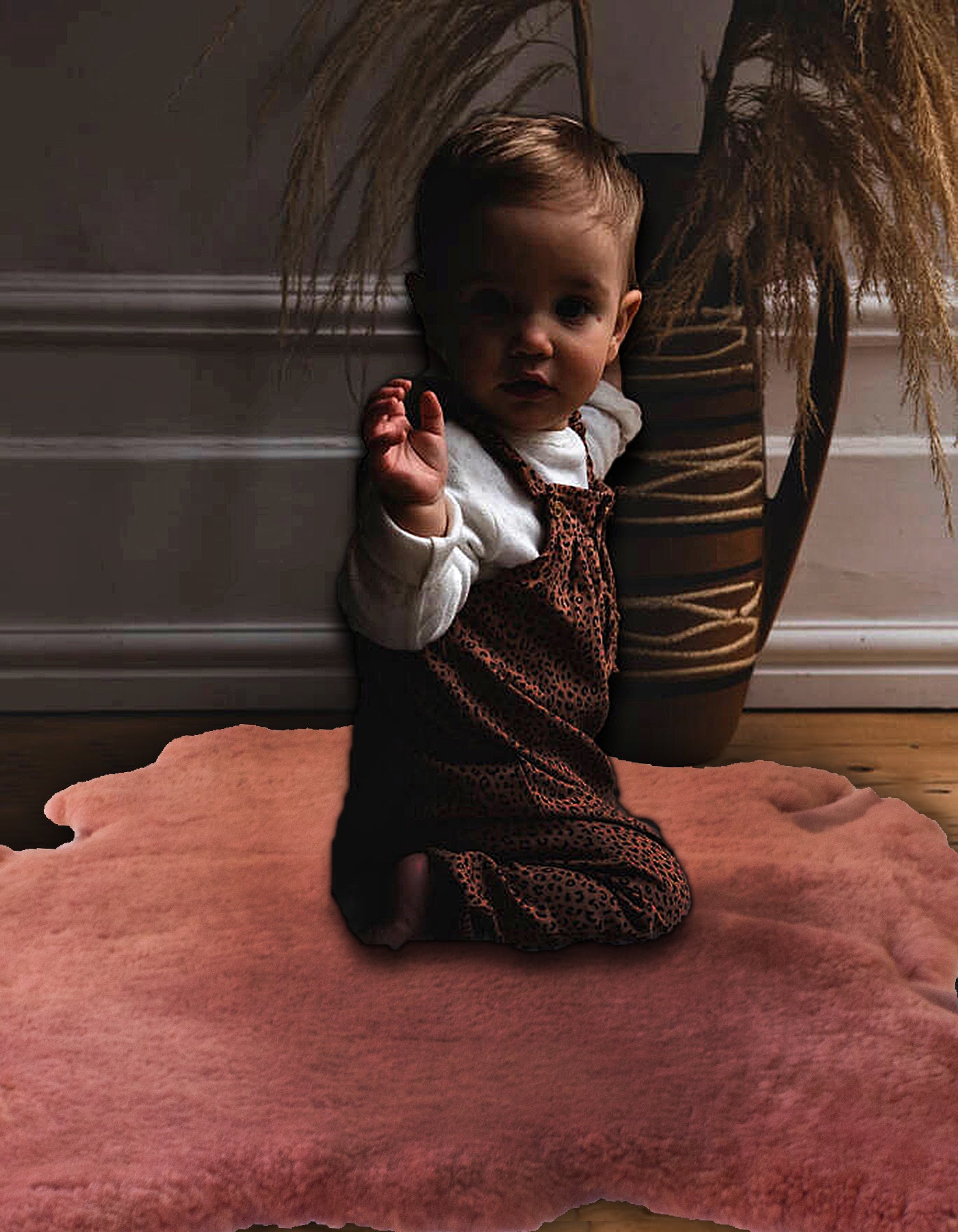 Luvsa AMT-224 100% Natural AAA Grade African Merino Sheep Skin Rug - Rose Pink