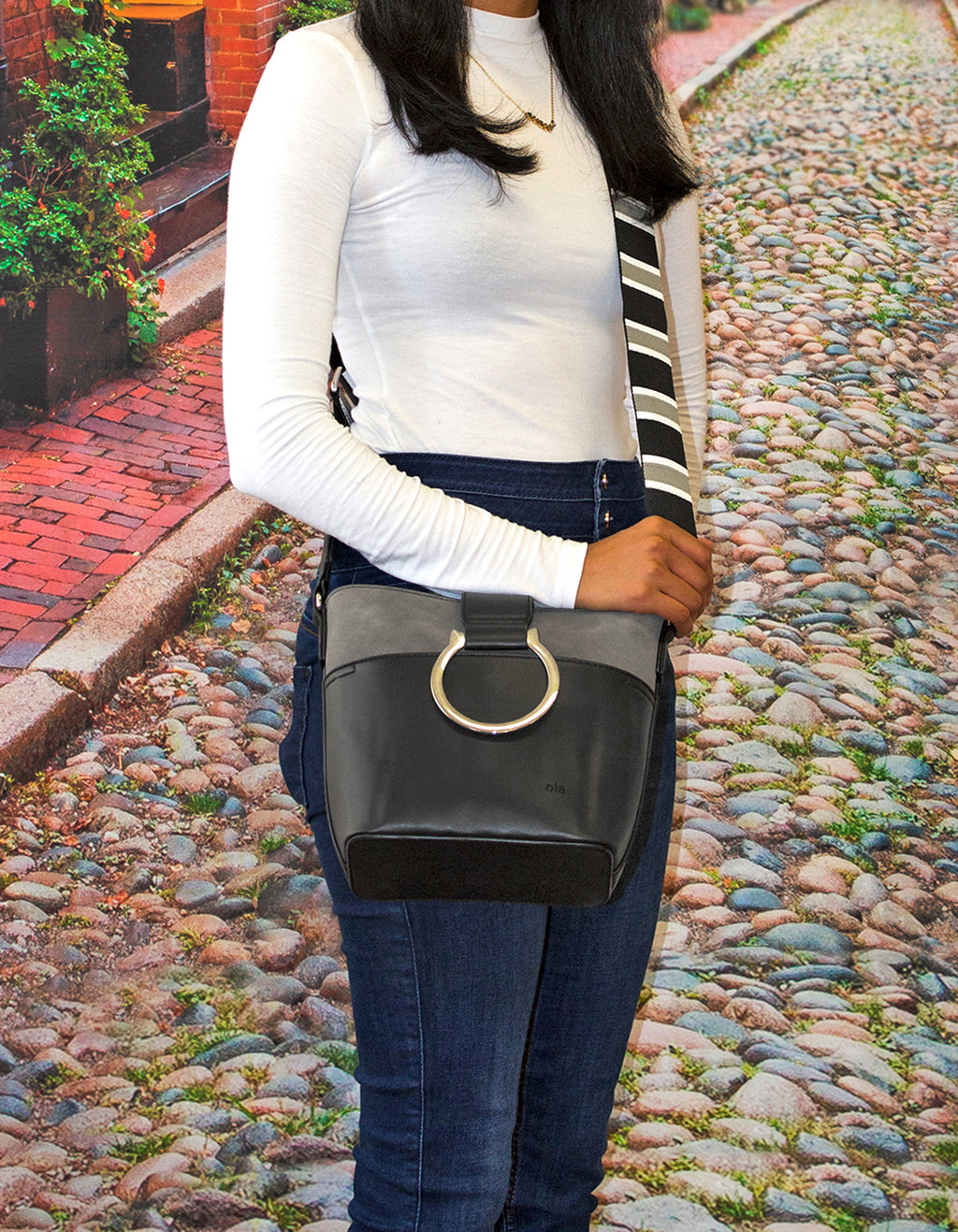 Fino G-9106 Faux Leather Sling/Crossbody with Silver Ring Detail