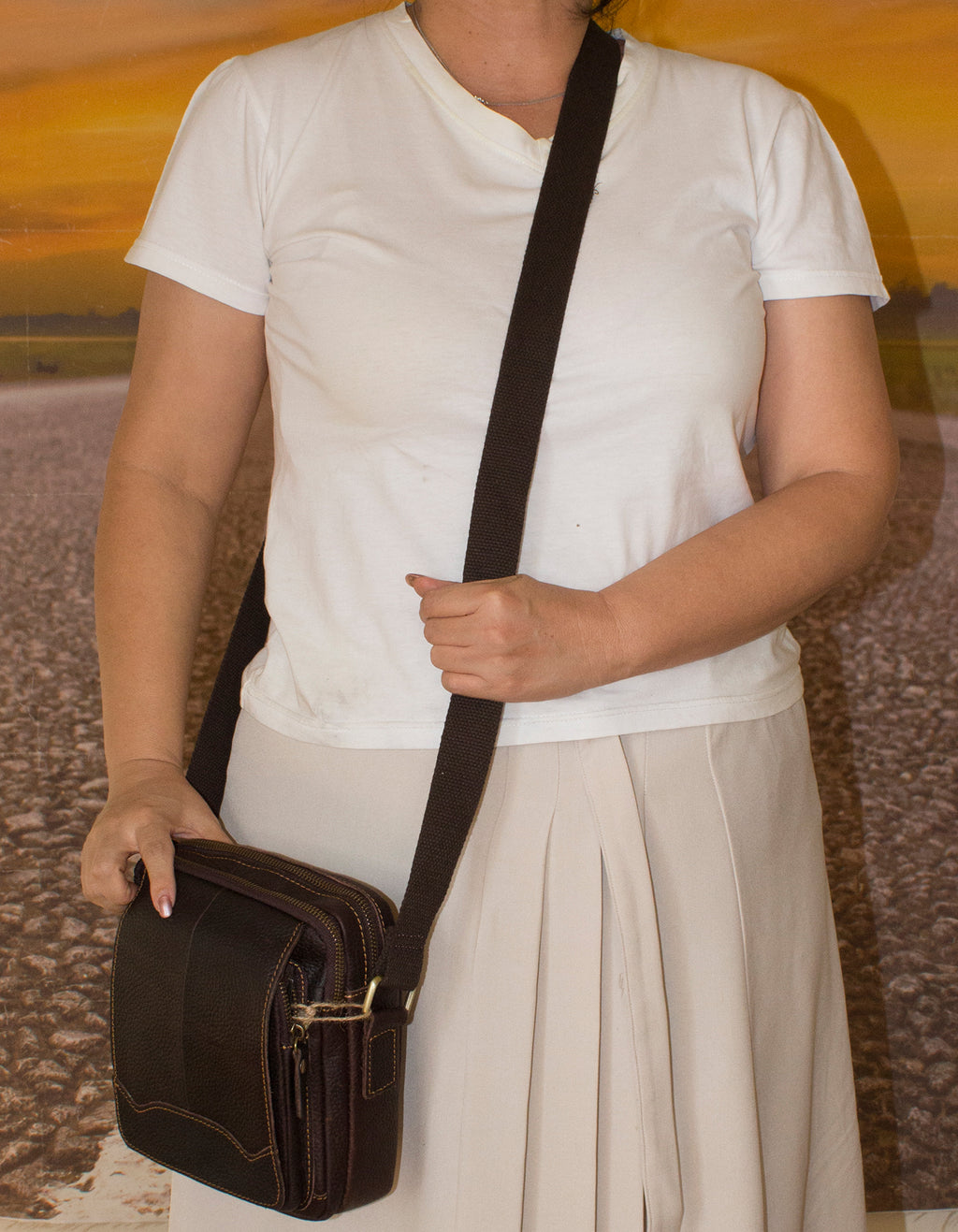 Deluxell GSX-102 Unisex Full Grain Genuine Leather Sling/ Crossbody Bag