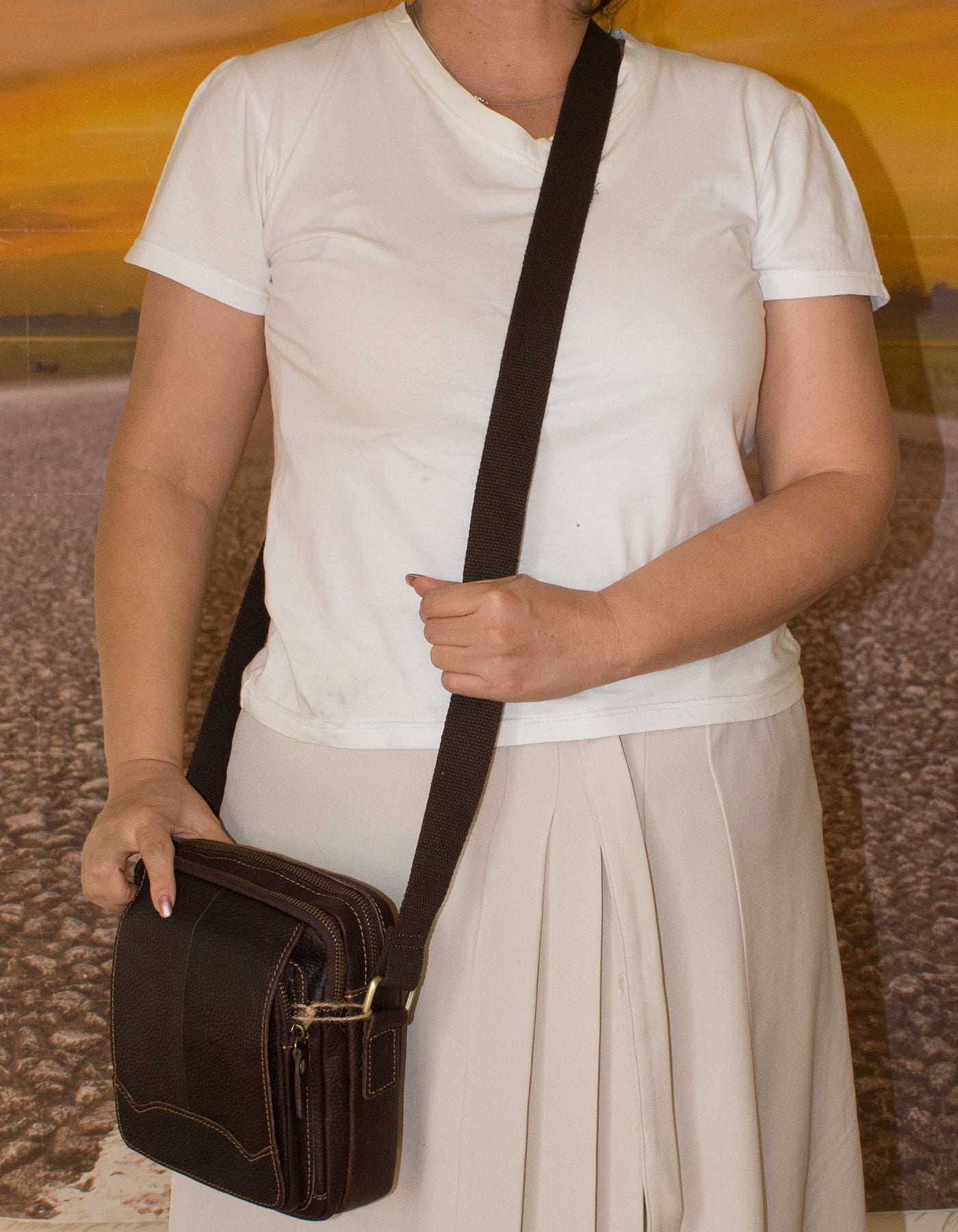 Deluxell GSX-102 Unisex Full Grain Genuine Leather Sling/ Crossbody Bag