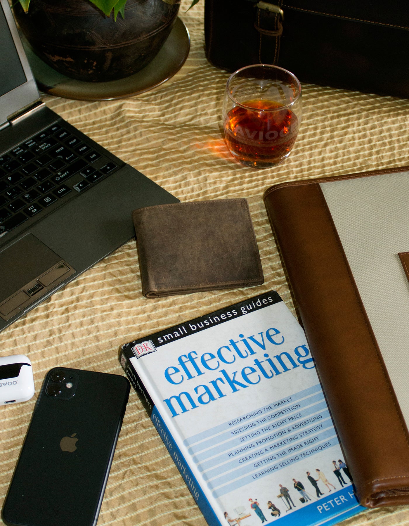 Fino SK-LVMK2 Full Grain Genuine Leather Men’s Bi-fold Wallet