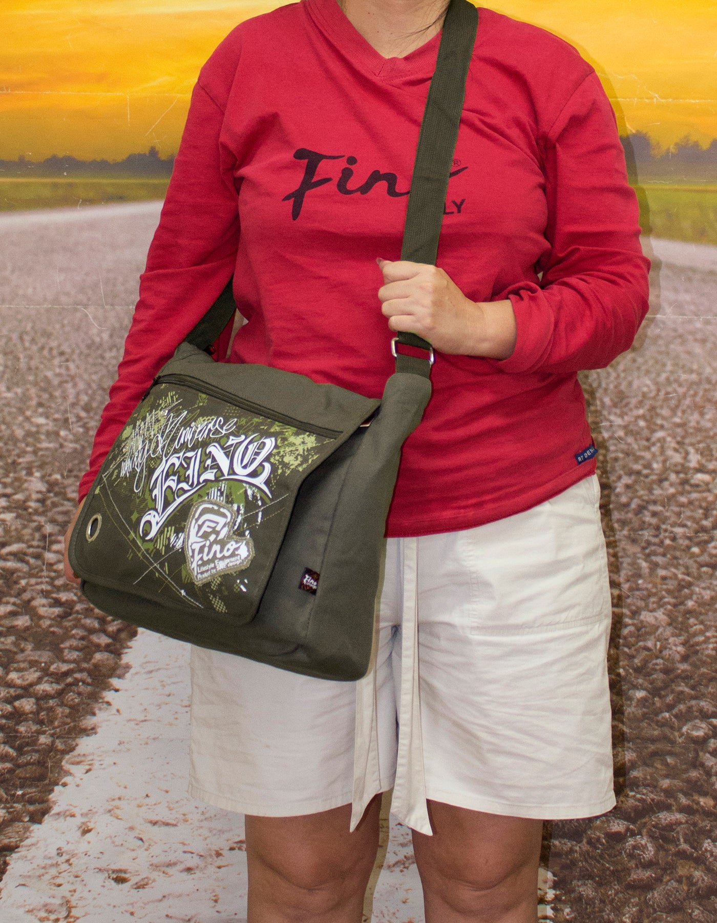 Fino SK-X2562 Lifestyle Unisex Polyester Graffiti Messenger School Bag