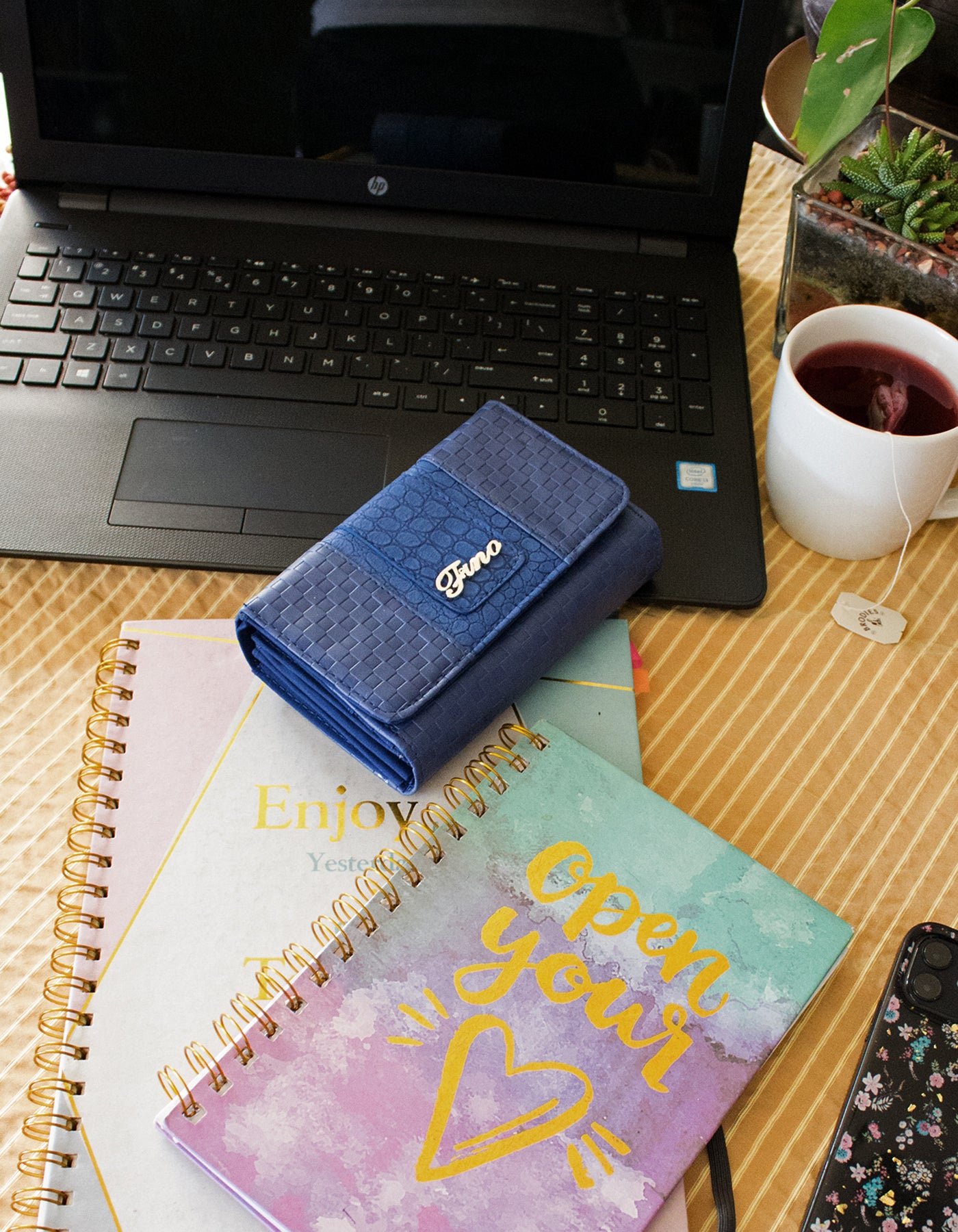 Fino 1004-093 Faux Leather Woven Design Card Holder Organiser Purse