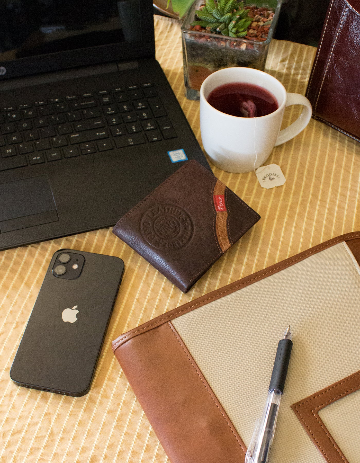 Fino HL-504 Genuine Leather Stitch Design Wallet with SD Card Holder & Box