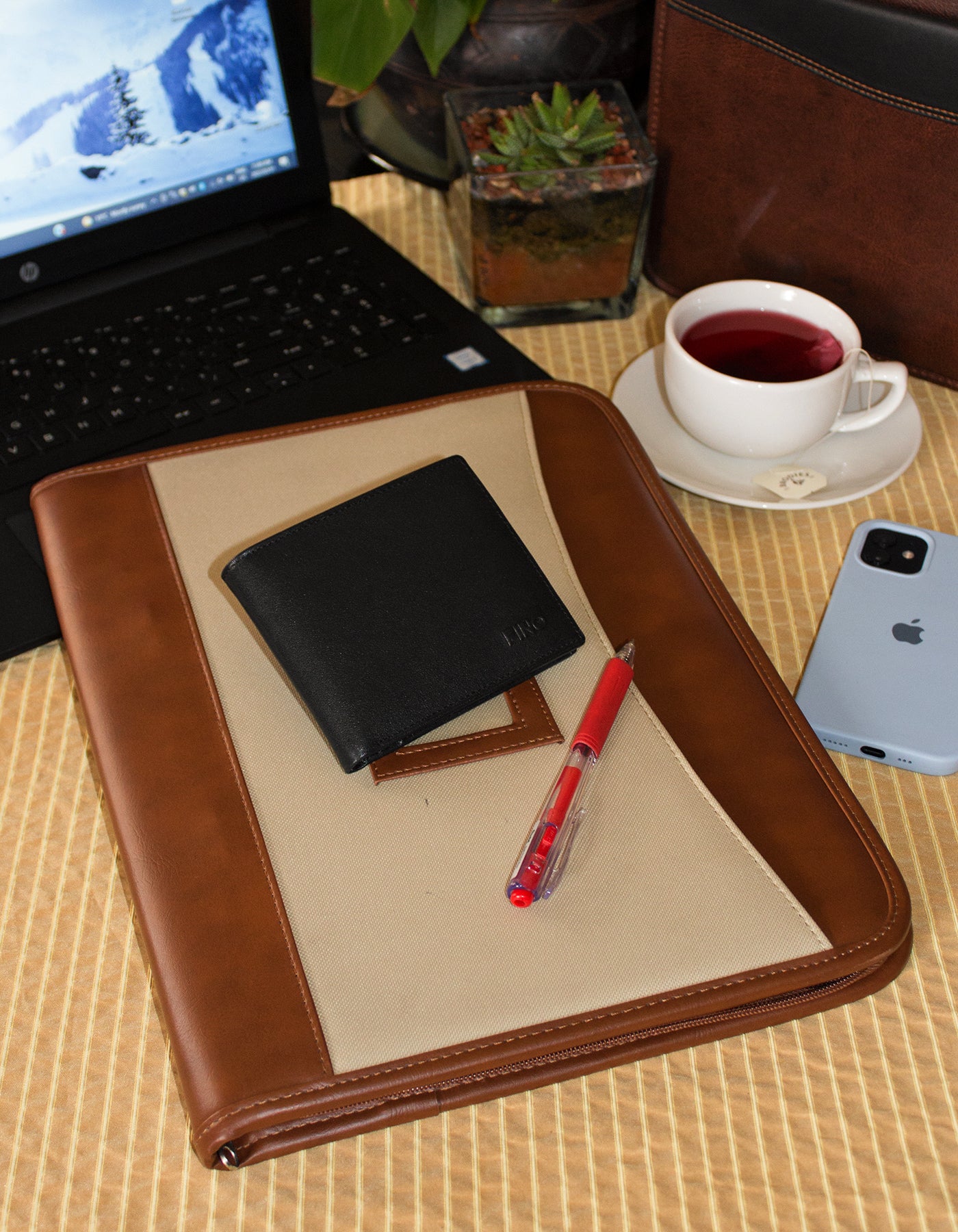 Fino SK-BD1603 Italian Top Grain Genuine Leather Wallet wih Box -Black